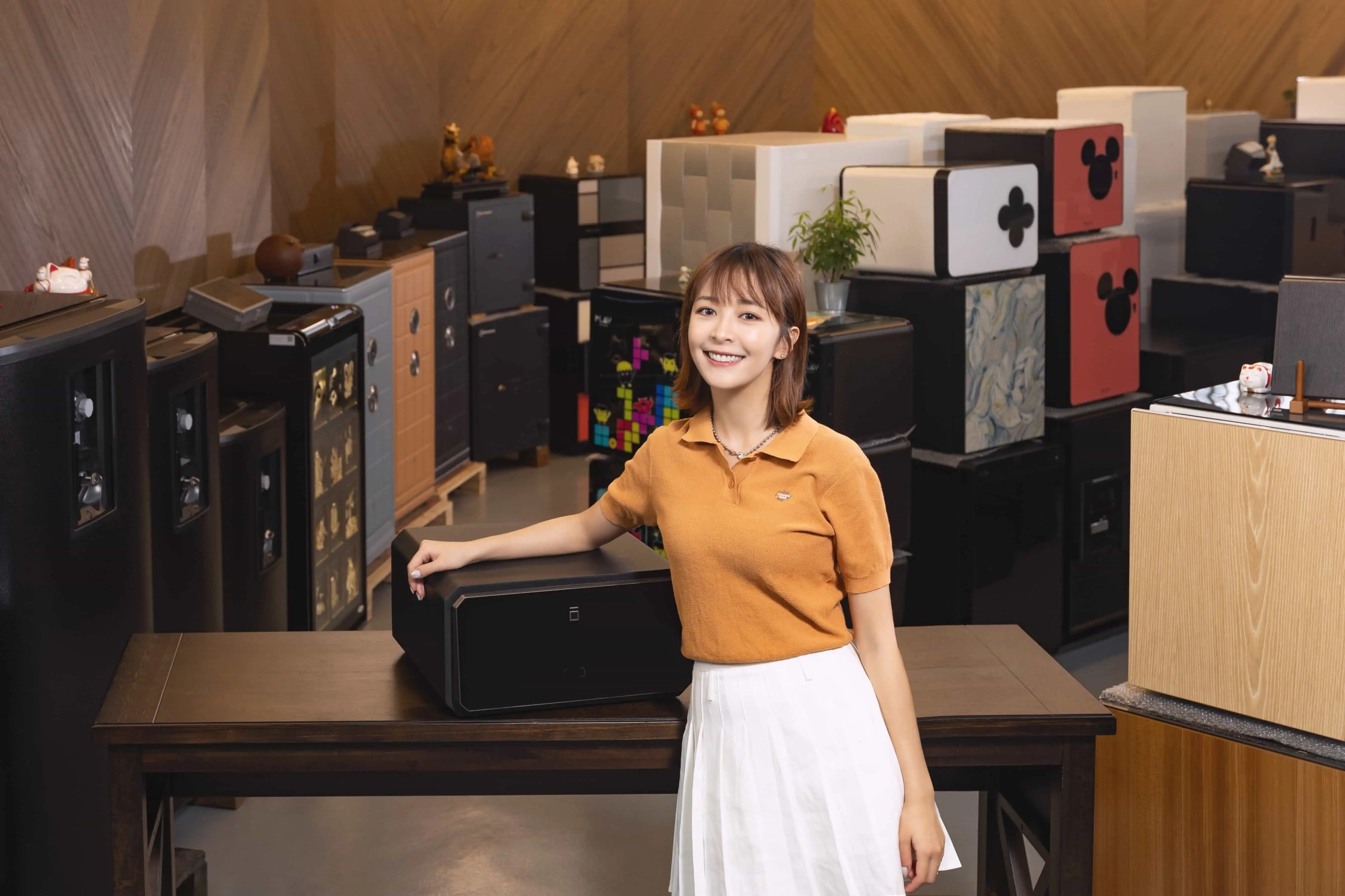 Hailey 徐海莉 X2F 防盜保險箱