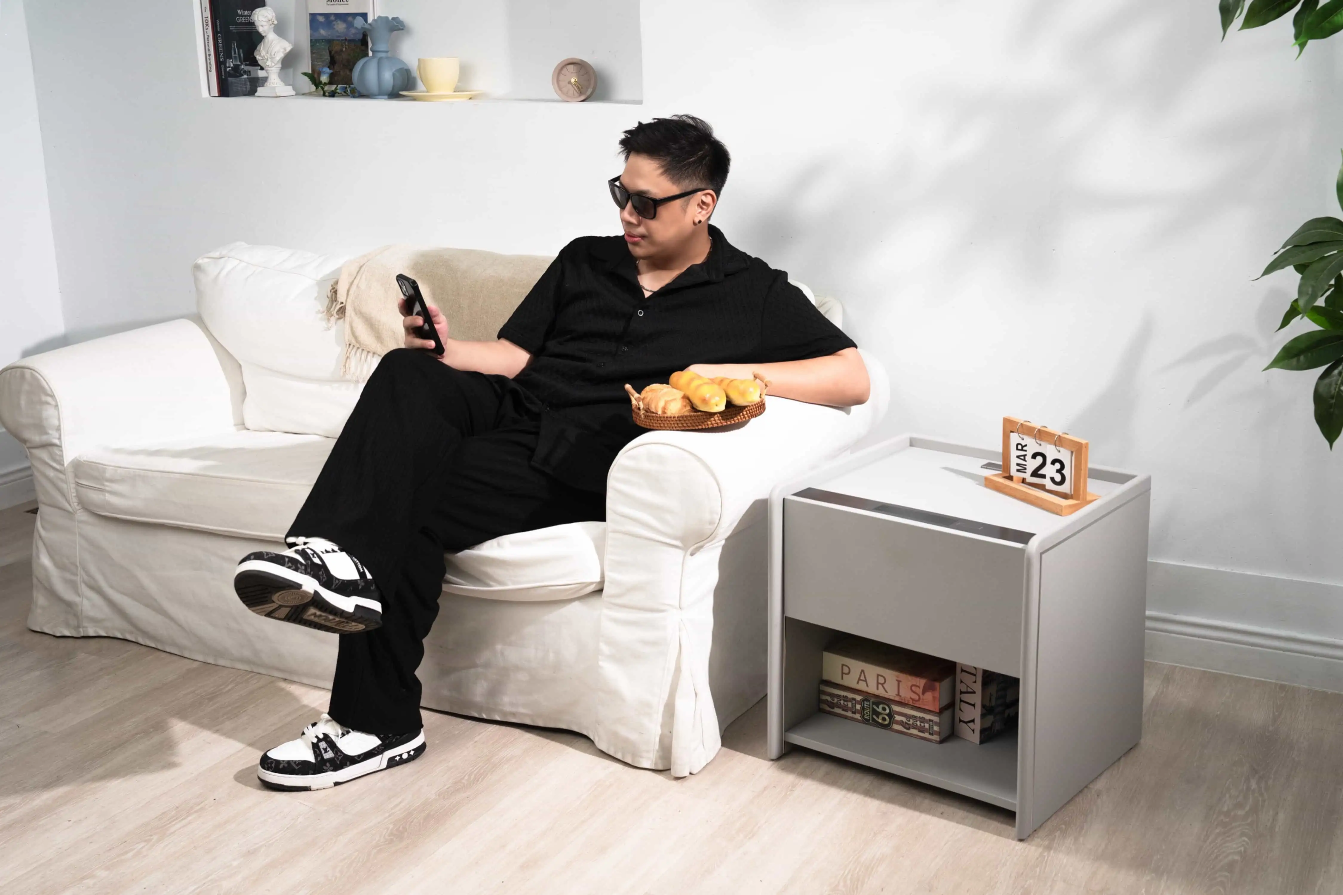 發億金庫 保險箱專賣 黑男 床頭櫃 保險箱 皮革款 Lg 保險櫃 推薦   JUN04285