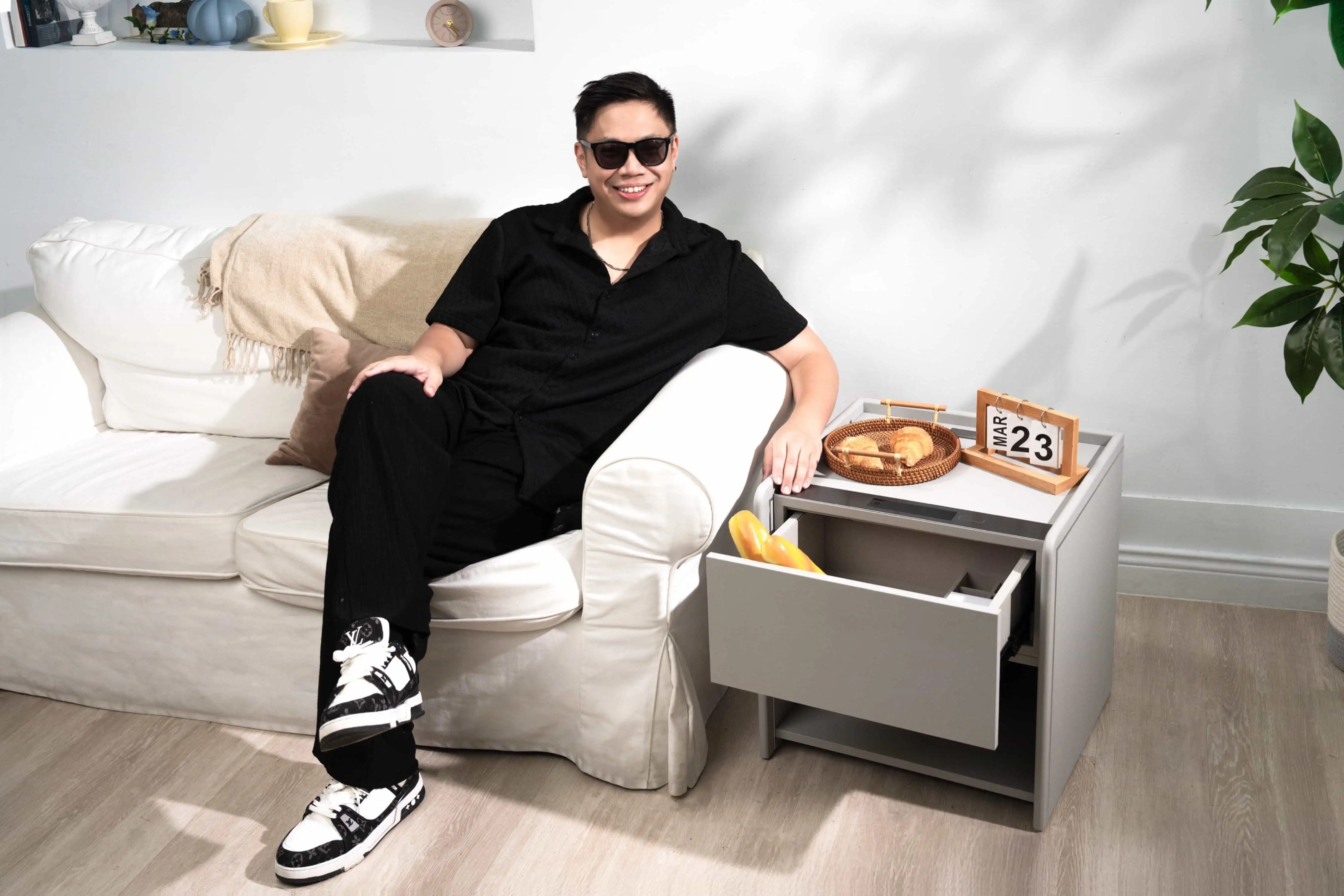 發億金庫 保險箱專賣 黑男 床頭櫃 保險箱 皮革款 Lg 保險櫃 推薦   JUN04306