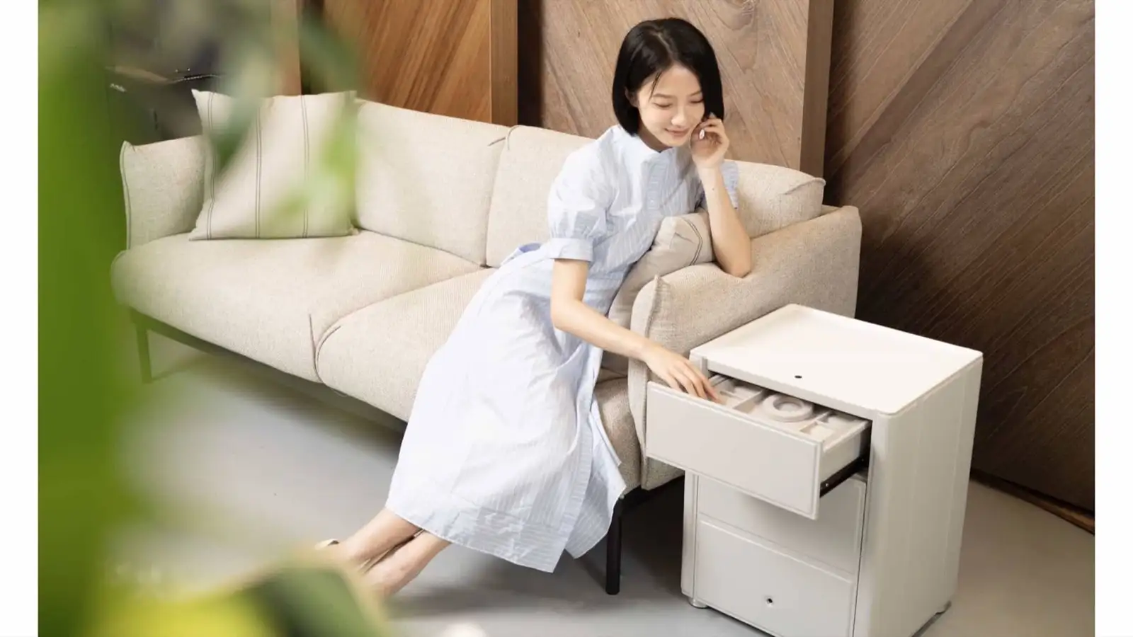 知知 LY 床頭櫃 皮革 保險箱推薦  ZZ_edm_20240803.050