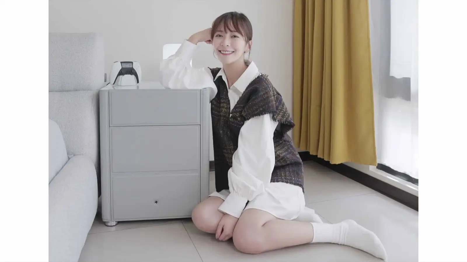 Hailey 徐海莉 LY 床頭櫃 皮革 保險箱推薦  hailey_edm_20240810.007