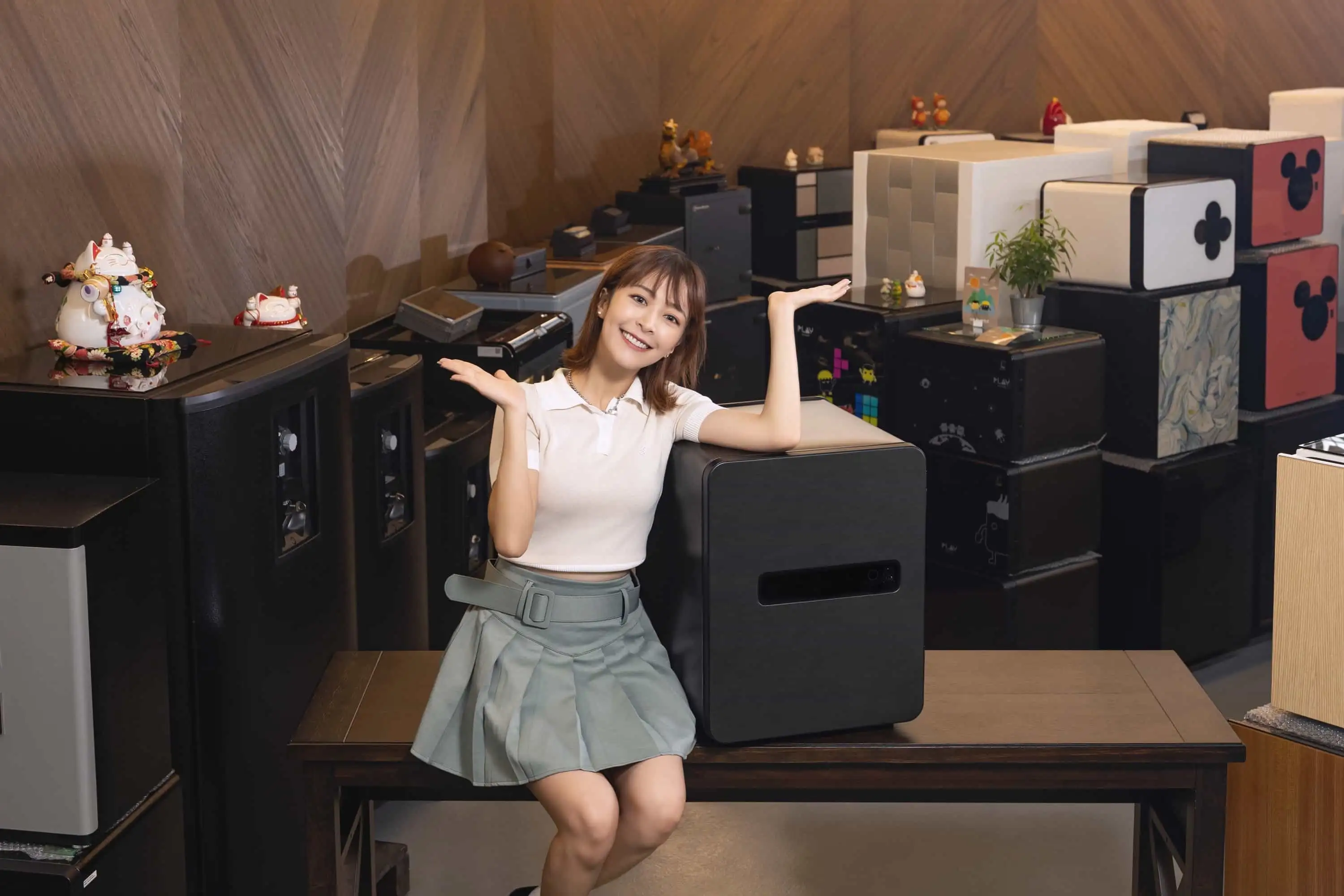 Hailey 徐海莉 Meta-040 鐵灰 防火保險箱  meta040hg_hailey_0104