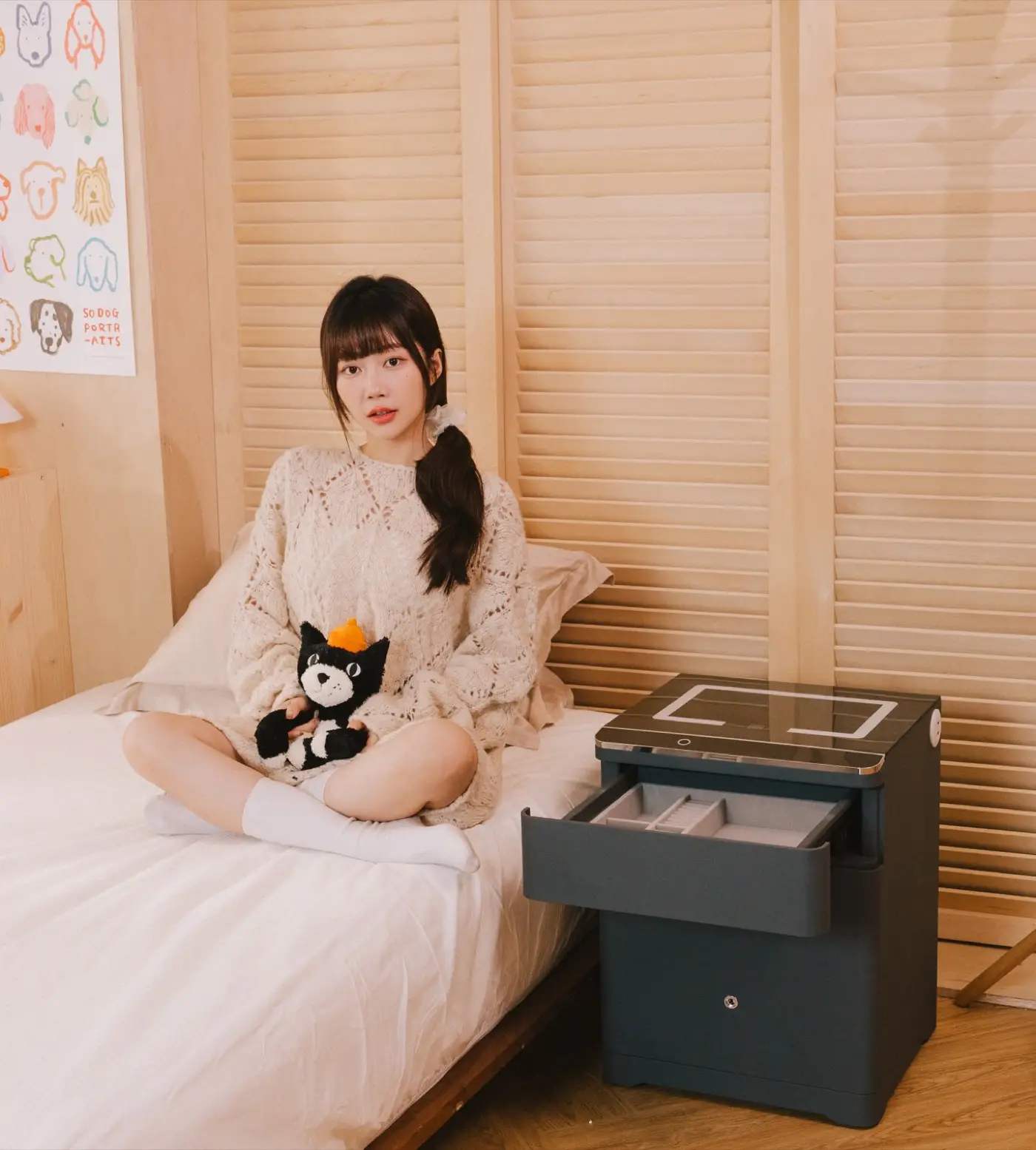 Lt 床頭櫃保險箱  wt_2703