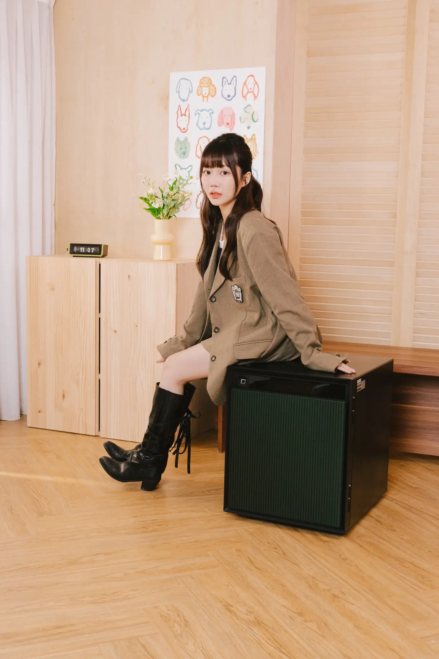 Hailey 徐海莉 Arc 防火保險箱  wt_3177