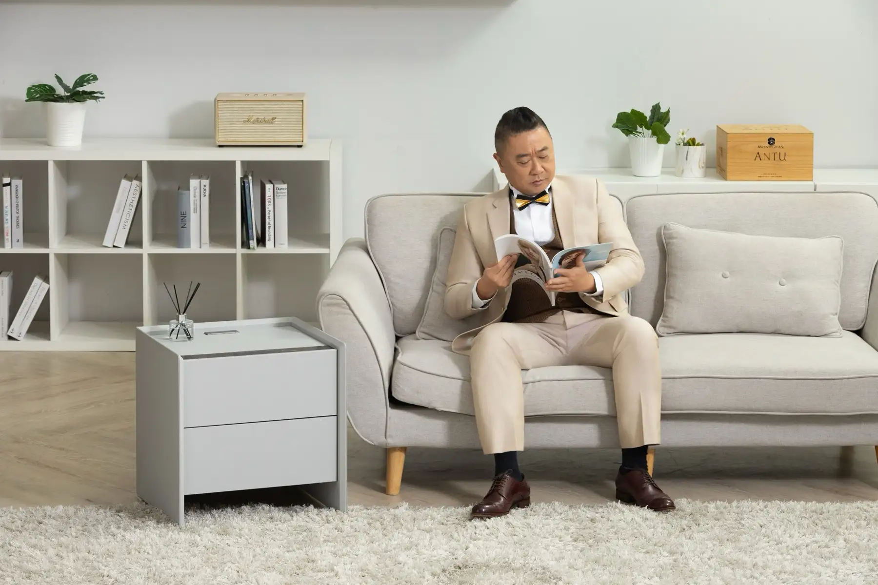 邰智源 邰哥代言發億金庫 Lz 皮革款 床頭櫃保險箱 tai_1013_0882