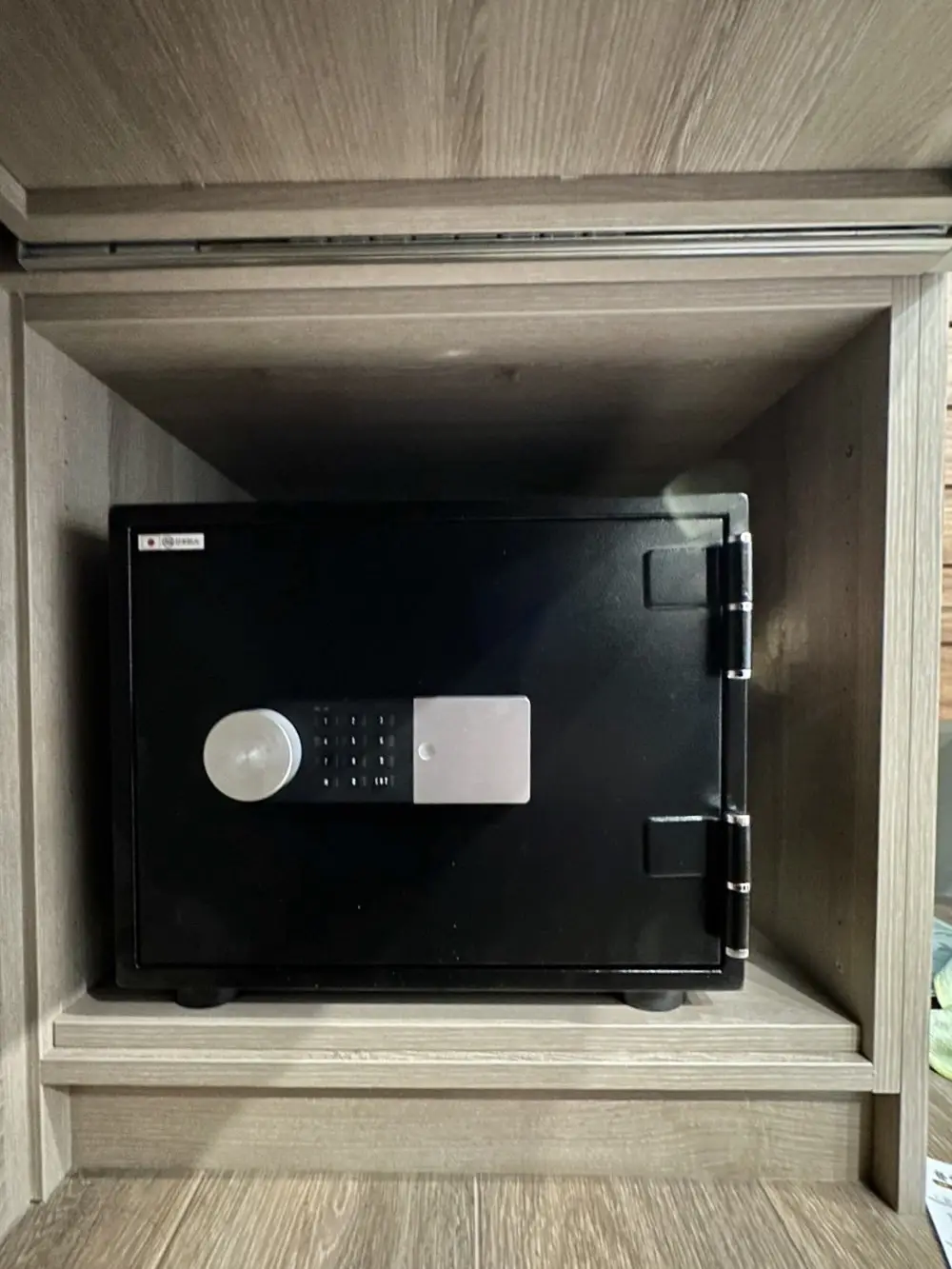 BZ-101bS__11305118_0