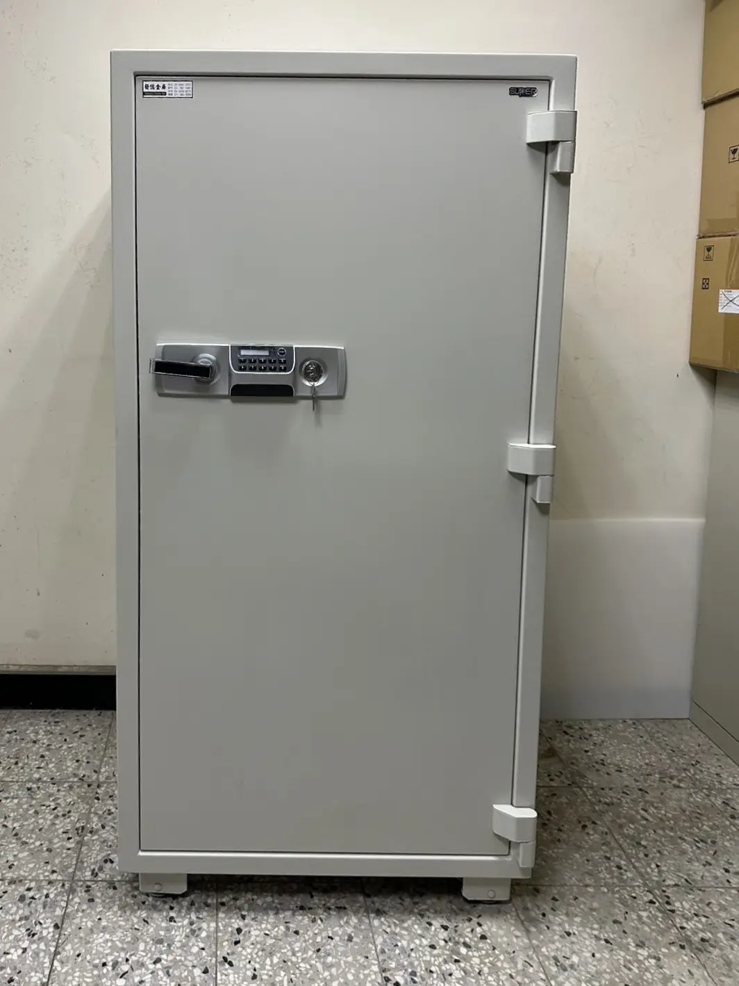 ES-400S__11682049_0