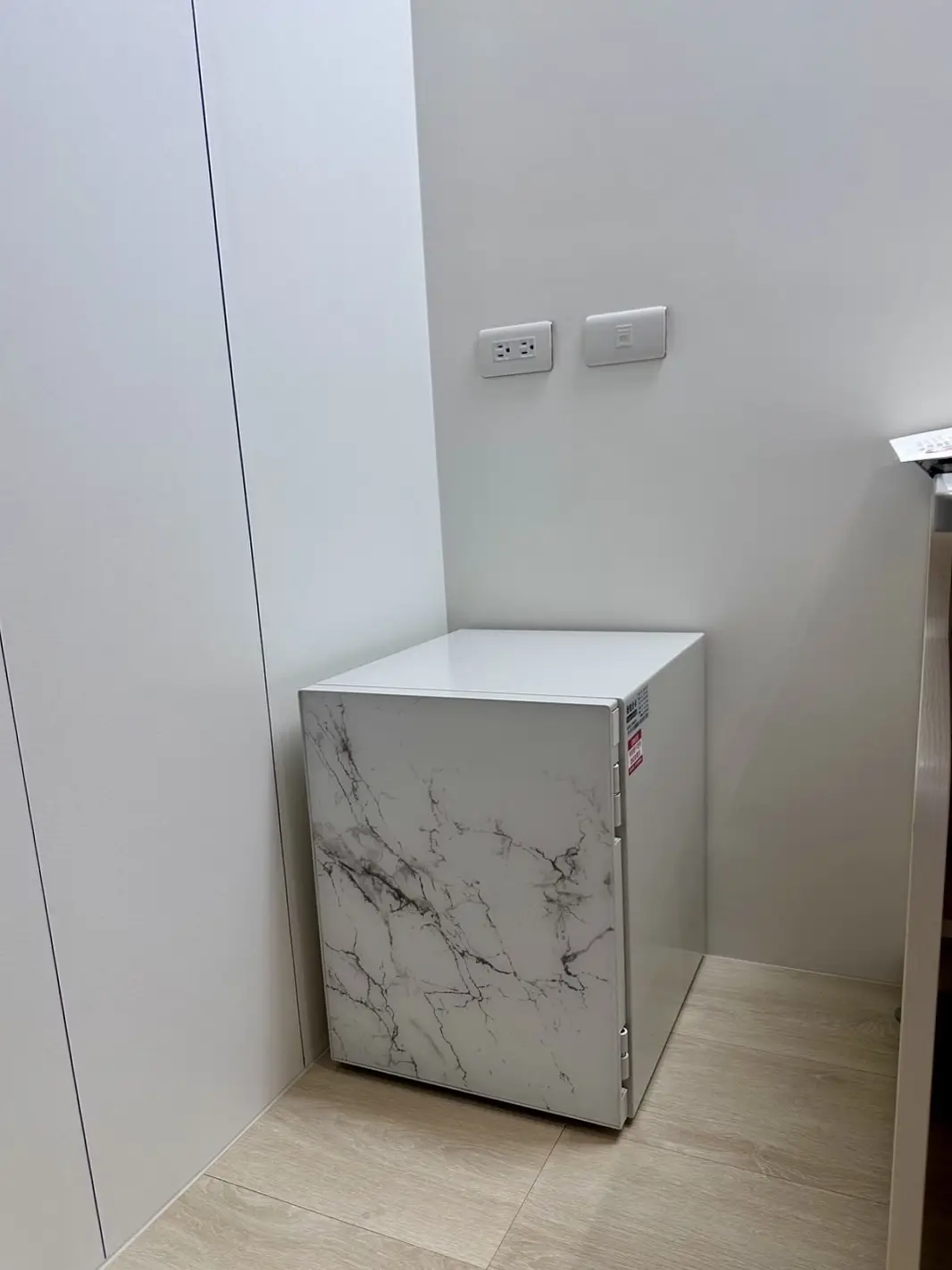i500白大理石S__11034659_0