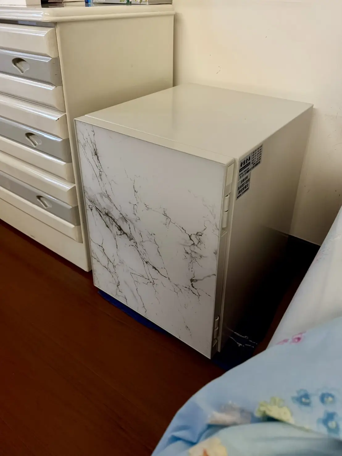 i500白大理石S__11329978_0