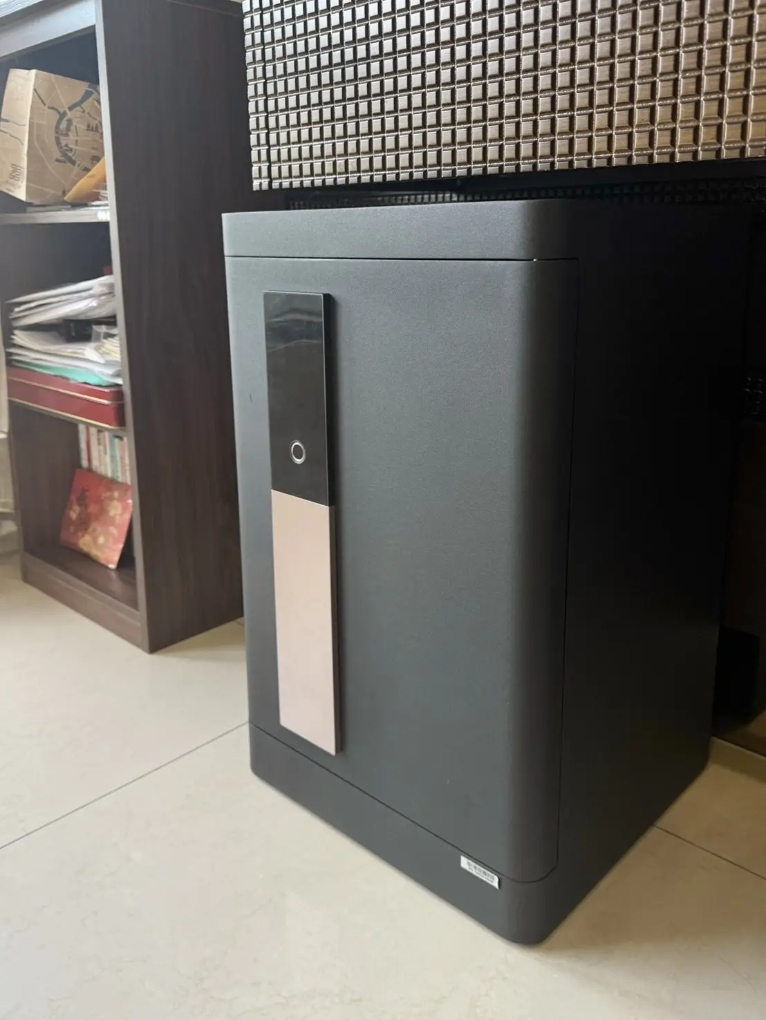 LV-6FbS__11944506_0